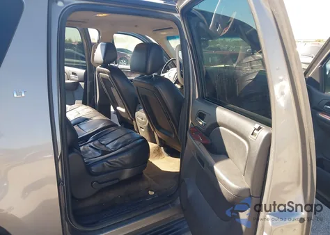 2009 Chevrolet Suburban 1500 Lt2 z USA, uszkodzony, nr VIN 1GNFC26J99R235560